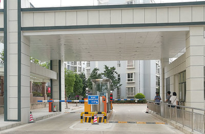 車牌識(shí)別系統(tǒng)助力2000戶教職工小區(qū)破解高峰期擁堵難題